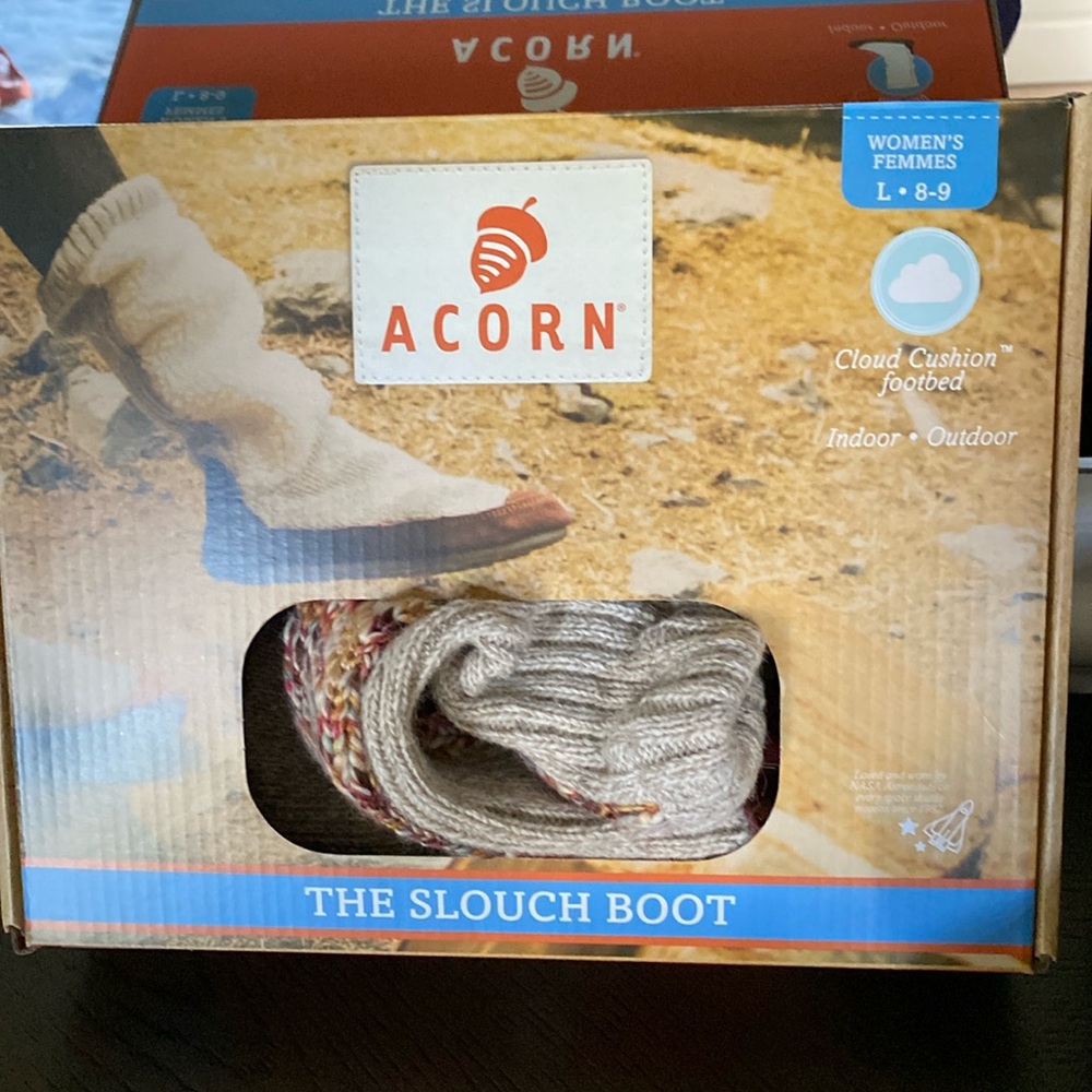 Slouch boot